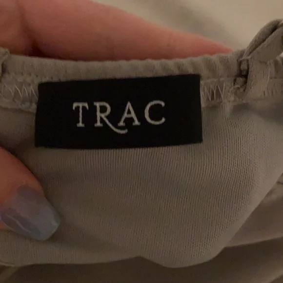 Dress - Picture 4 of 5